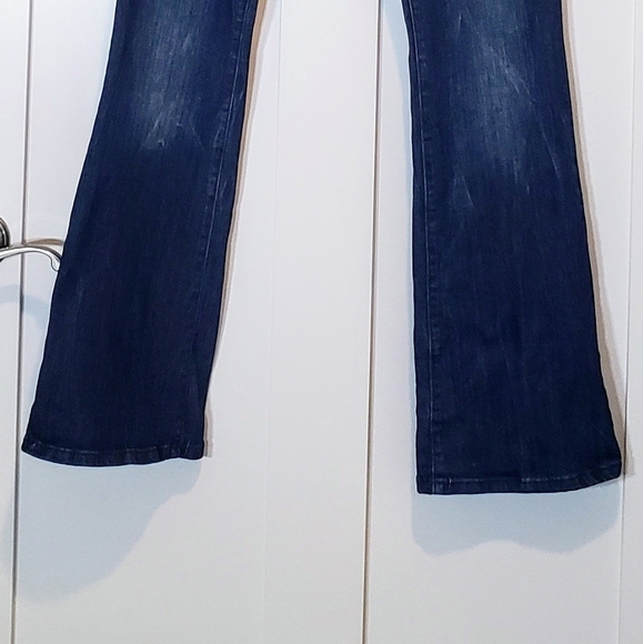 Way Women's Blue Jeans with Embellished Pockets Blingy Mid-Rise Bootcut Size 11 - Picture 8 of 13